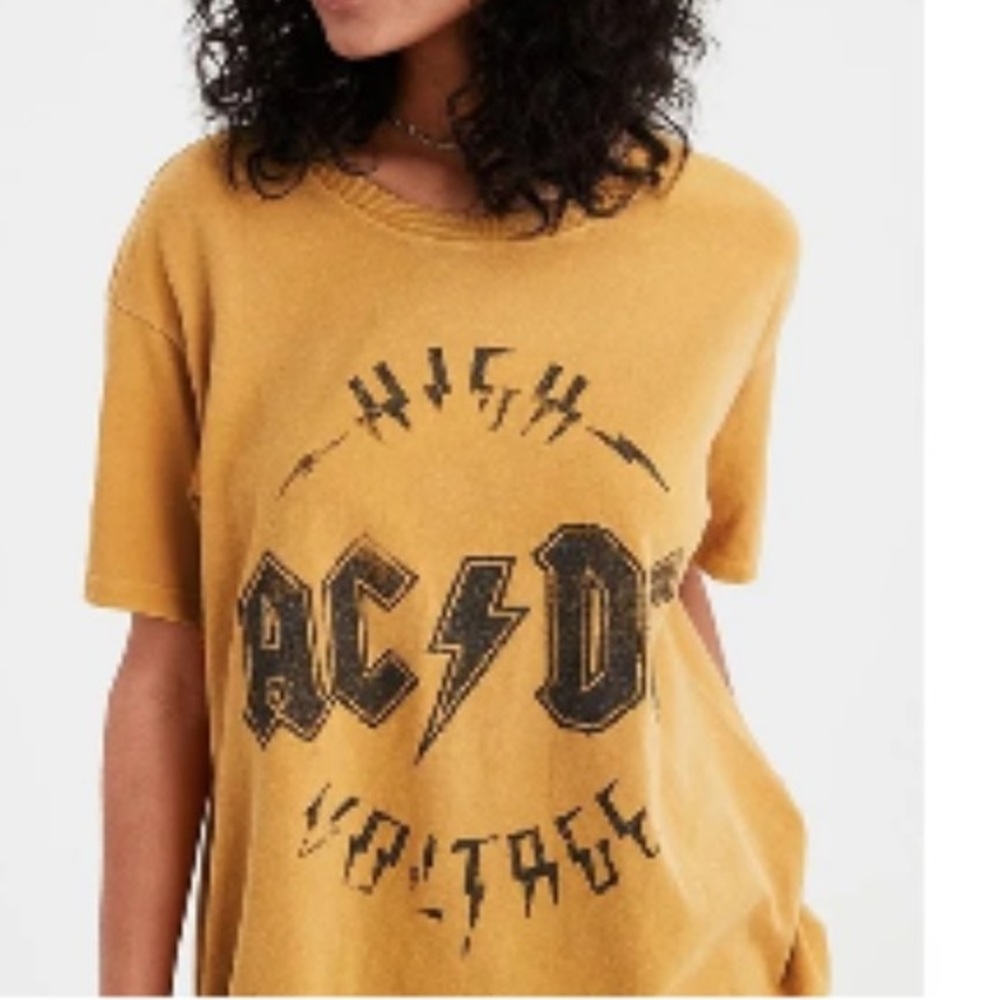 Women’s AC/DC tshirt size medium, mustard yellow color